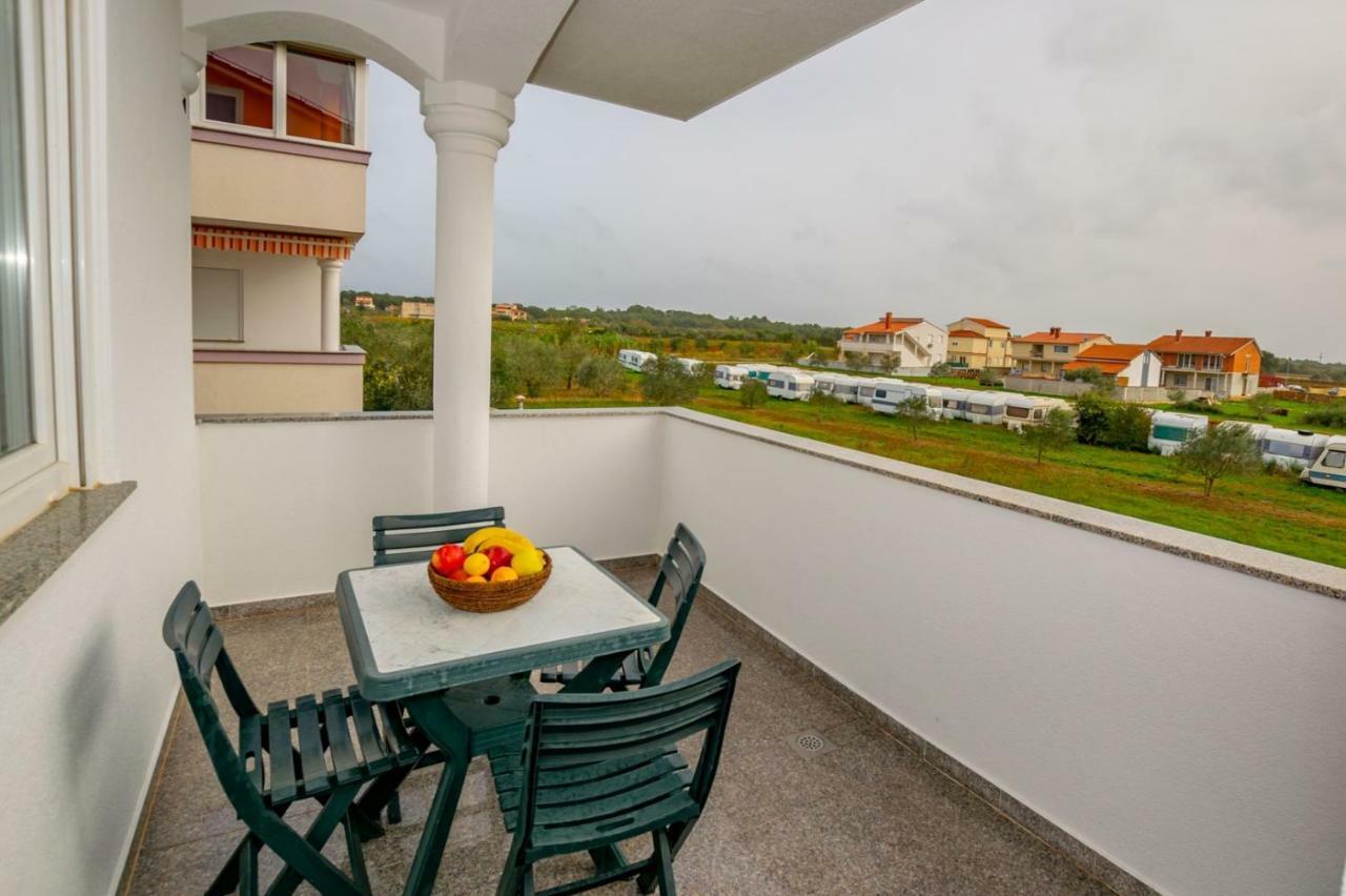 Apartment Keti Fažana Екстериор снимка